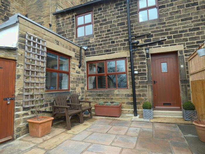 1 Bedroom Cottage To Rent In Heaton Royd, Bingley BD16