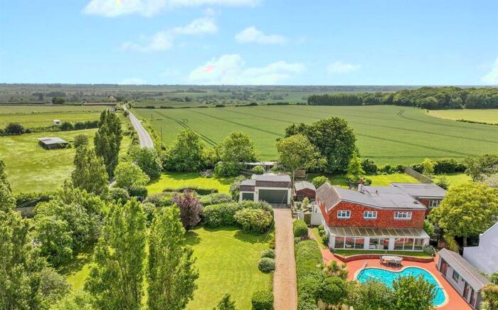 7 Bedroom Detached House For Sale In Highstead, Canterbury, CT3