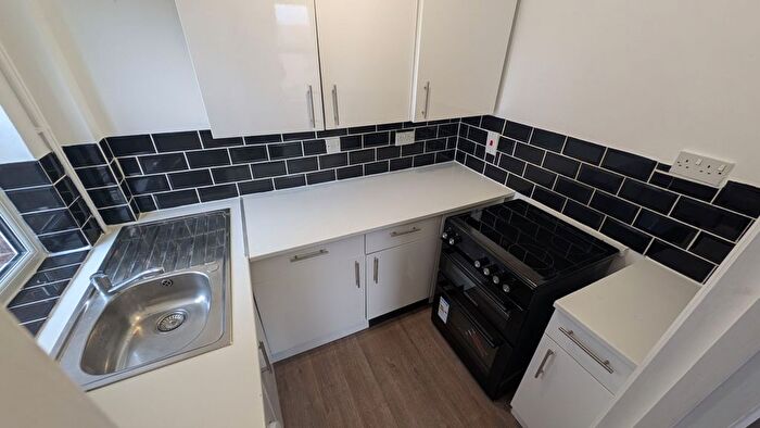 1 Bedroom Flat To Rent In Flat, Stockwood Crescent, Luton, LU1