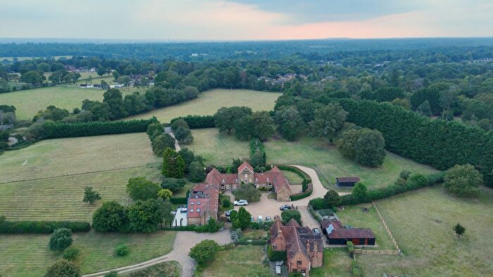 4 Bedroom Semi-Detached House For Sale In St. Huberts Lane, Gerrards Cross, SL9