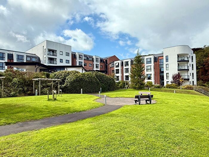 1 Bedroom Flat For Sale In Whitley Court, Paignton, TQ4