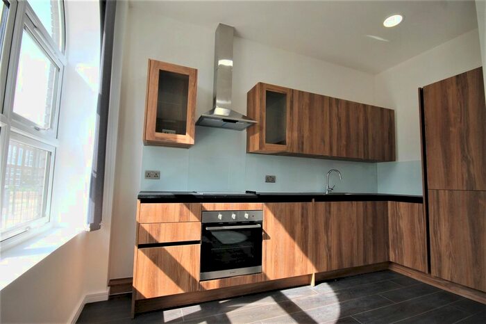 1 Bedroom Flat To Rent In Forest Road, Feltham, TW13