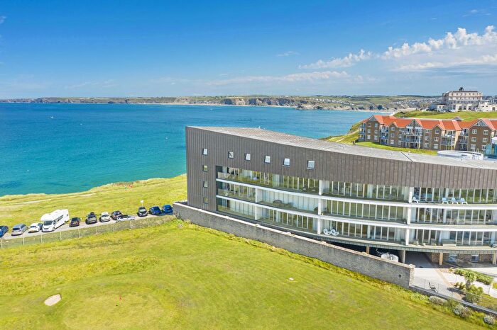 4 Bedroom Flat For Sale In Headland Road, Newquay, Cornwall, TR7
