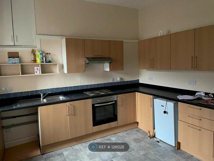2 Bedroom Flat To Rent In Longrow, Campbeltown PA28