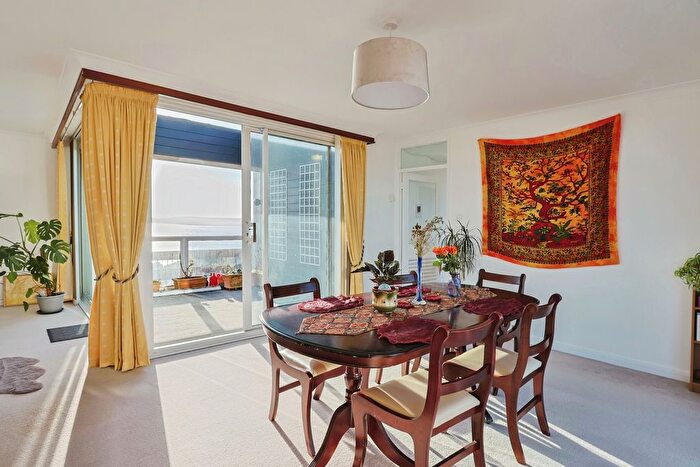 4 Bedroom Flat For Sale In Admirals Walk, West Cliff Road, Bournemouth, Dorset, BH2