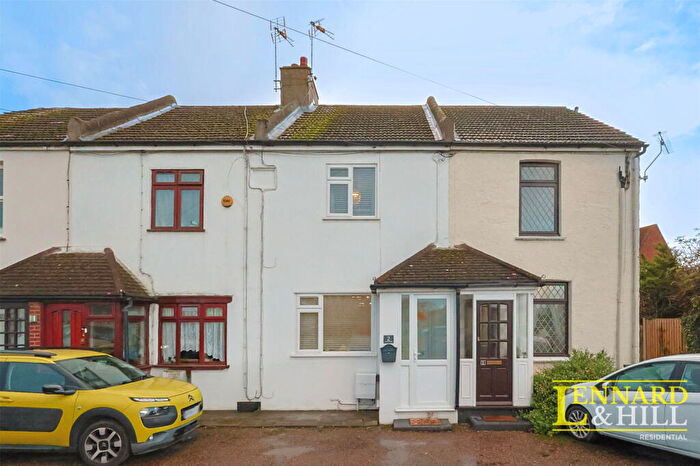 2 Bedroom Terraced House For Sale In Sandy Lane, Chadwell St Mary, RM16