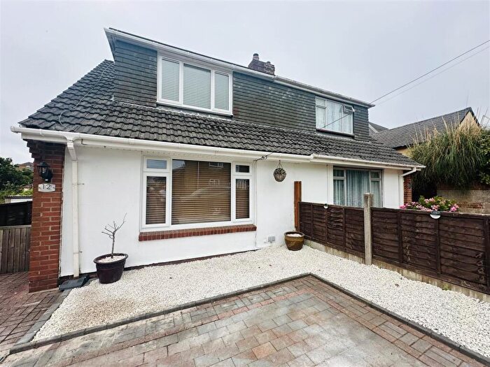 3 Bedroom Semi Detached House For Sale In Bridgewater Road, Poole, BH12