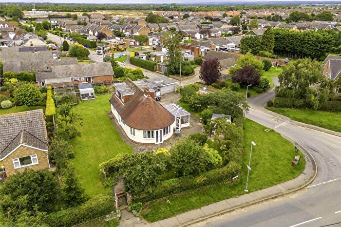 3 Bedroom Bungalow For Sale In Cliff Road, Welton, Lincoln, Lincolnshire, LN2
