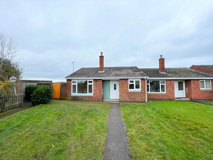 2 Bedroom Terraced Bungalow To Rent In Hallfield Close, Twycross, Atherstone, CV9