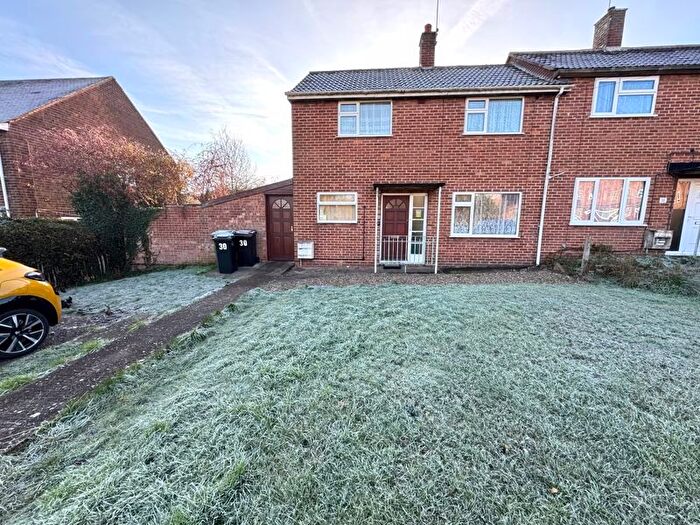 2 Bedroom End Terrace House For Sale In Franklin Road, Nuneaton, CV11