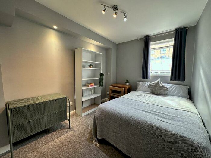 6 Bedroom Terraced House To Rent In Baker Street, Brighton, BN1