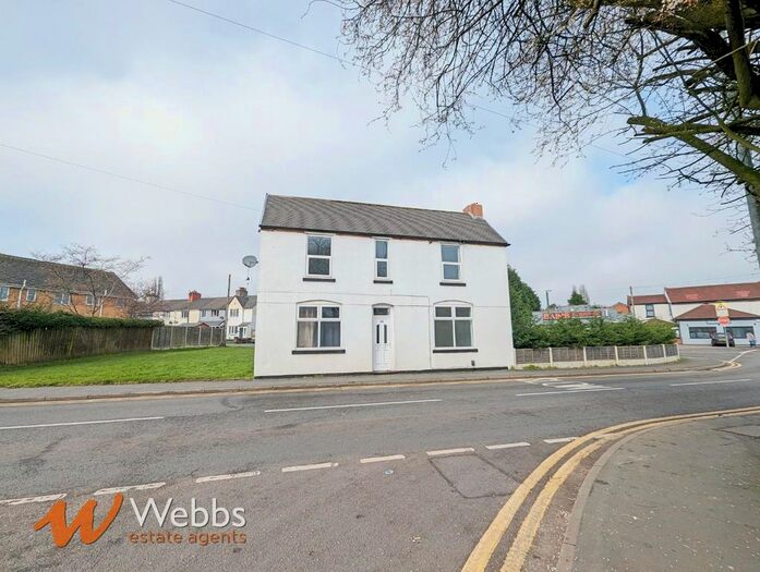 3 Bedroom Detached House To Rent In Bloxwich Road North, Willenhall, WV12