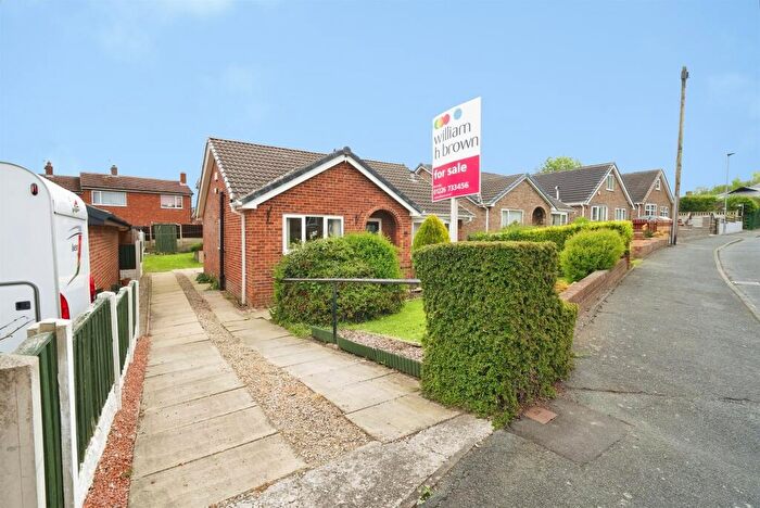 3 Bedroom Detached Bungalow For Sale In Cedar Close, Royston, Barnsley, S71