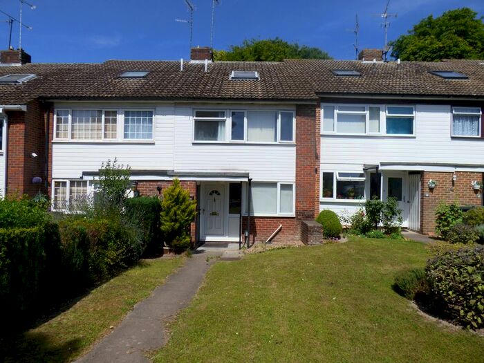 4 Bedroom Terraced House To Rent In Wensleydale, Luton, LU2