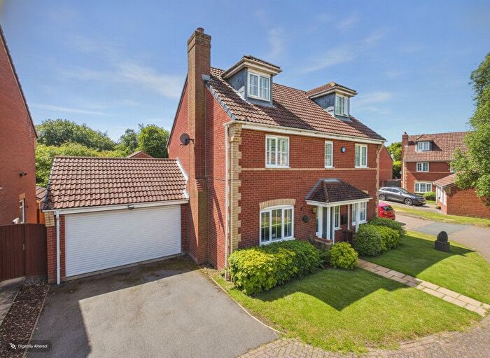 5 Bedroom Detached House For Sale In Wheatsheaf Close, Sutton Coldfield, B75