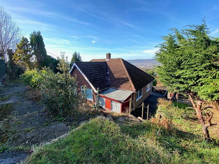 2 Bedroom Detached Bungalow For Sale In Crynallt, Neath, Neath Port Talbot., SA11