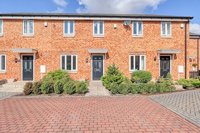 3 Bedroom Terraced House For Sale In Alderton Chase, Gainsborough, DN21