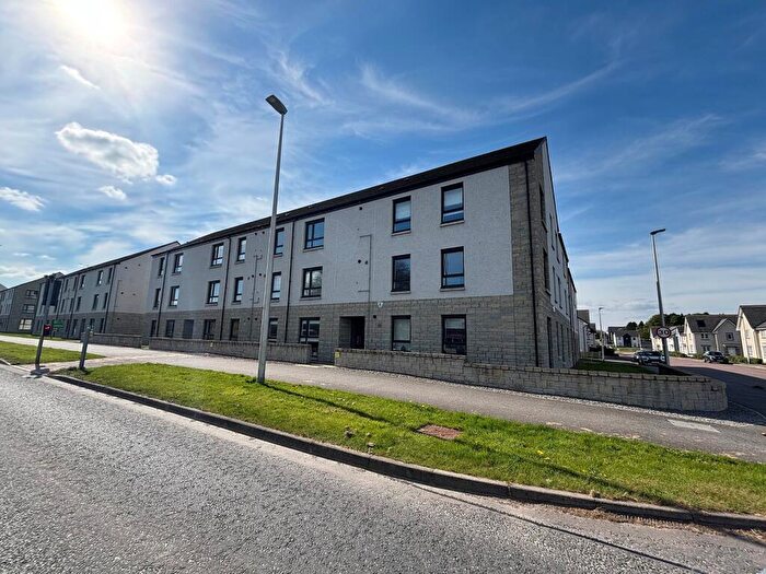 2 Bedroom Flat To Rent In Drummossie Road, Stratton, Inverness., IV2