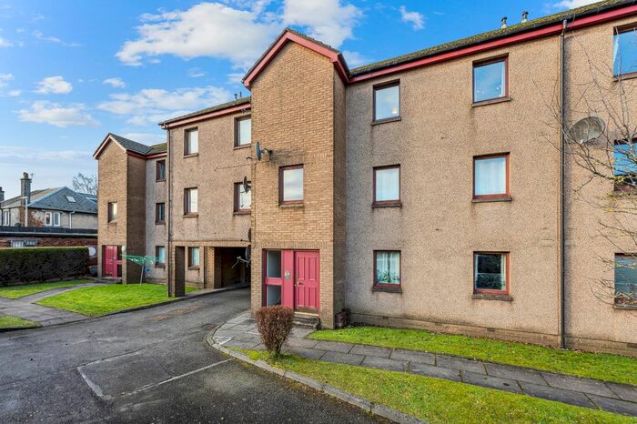 2 Bedroom Flat To Rent In Forth Court, Stirling, Stirling, FK8
