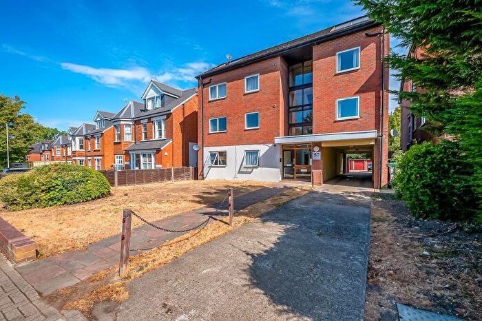 1 Bedroom Flat For Sale In Plaistow Lane, The Fairway, BR1