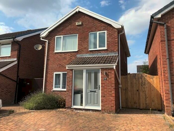 3 Bedroom Detached House To Rent In Conway Close, Saltney, CH4