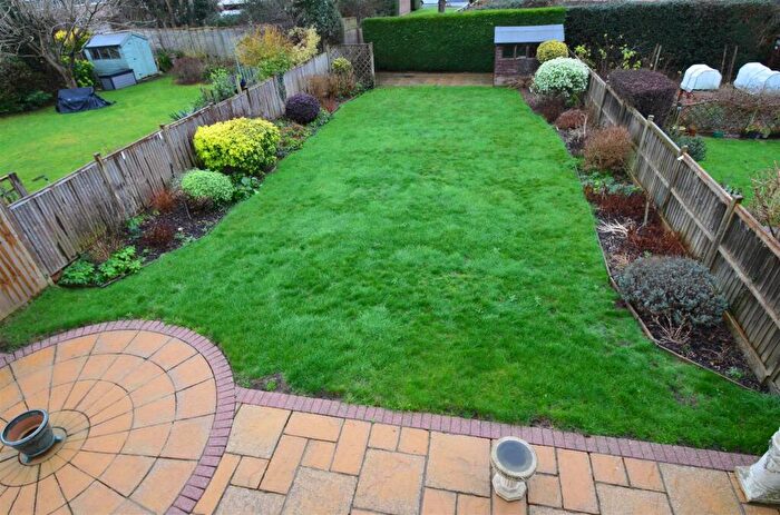 3 Bedroom Semi Detached House For Sale In Sunnymede Road, Nailsea, BS48