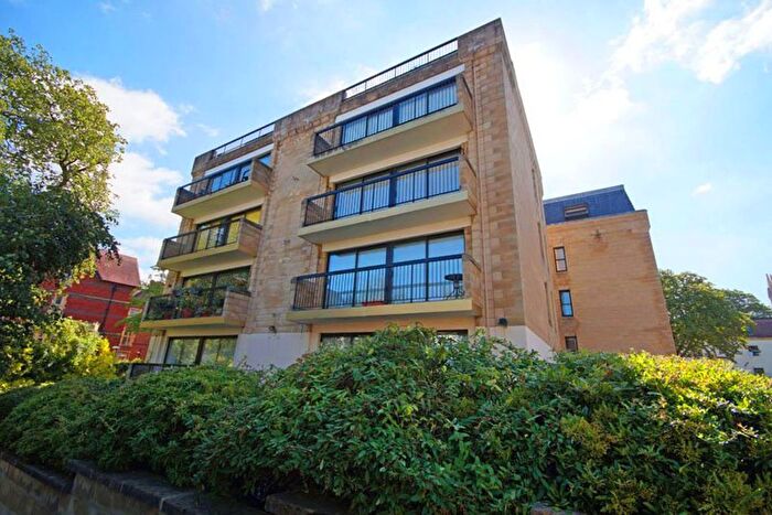 2 Bedroom Flat To Rent In Western Road, Cheltenham, GL50