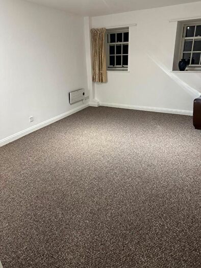 Studio To Rent In Dobson Court, Tetbury, Glos, GL8