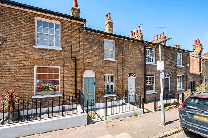2 Bedroom Terraced House For Sale In Brand Street, London, SE10