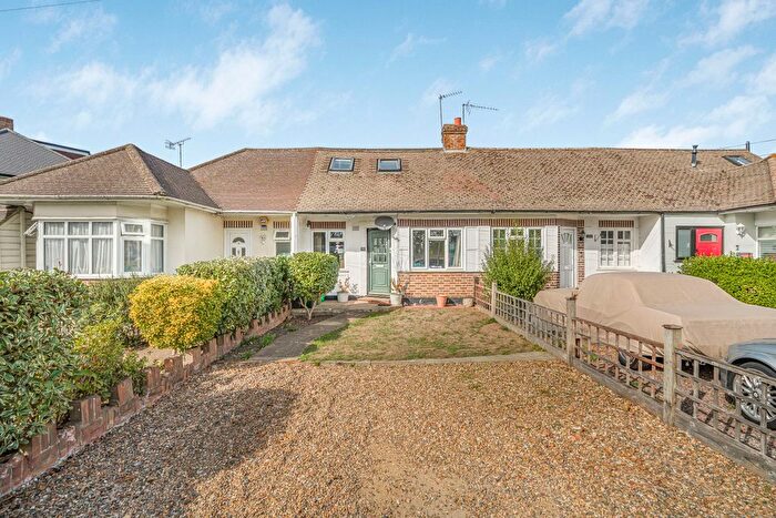 3 Bedroom Terraced House For Sale In Shepperton, Surrey, TW17