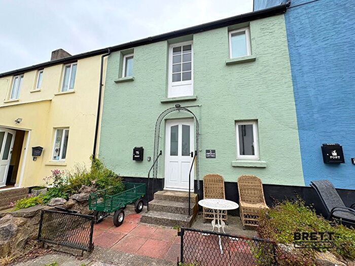 2 Bedroom Cottage To Rent In Cromwells Cottage, Westgate Hill, Pembroke, Pembrokeshire., SA71