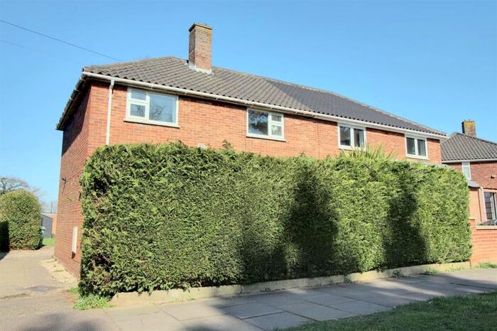 3 Bedroom Town House To Rent In North Park Avenue, Norwich, NR4