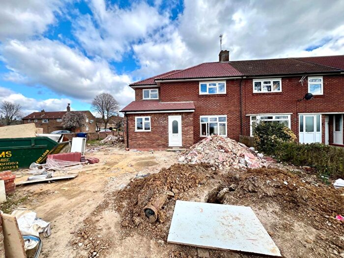 7 Bedroom Semi-Detached House To Rent In Greenway, Hayes, UB4