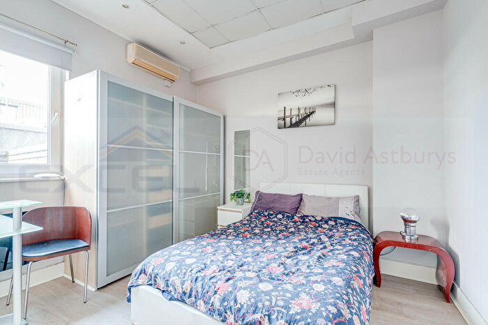 Apartment To Rent In Lithos Mansions, Finchley Road, London, NW3