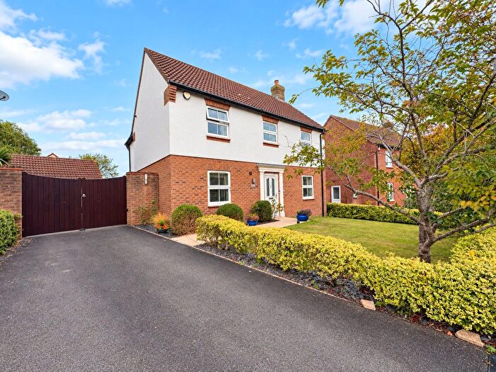 4 Bedroom Detached House For Sale In King Alfred Crescent, Northam, Bideford, EX39