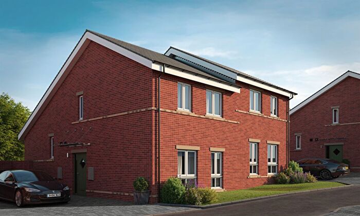 3 Bedroom Semi-Detached House For Sale In Moreton Road, Buckingham, MK18
