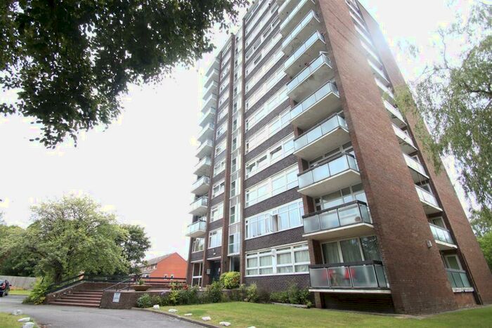2 Bedroom Apartment To Rent In West Point, Edgbaston, B15