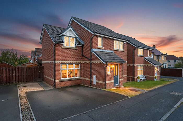 3 Bedroom Detached House For Sale In Academy Road, Bo'ness, EH51