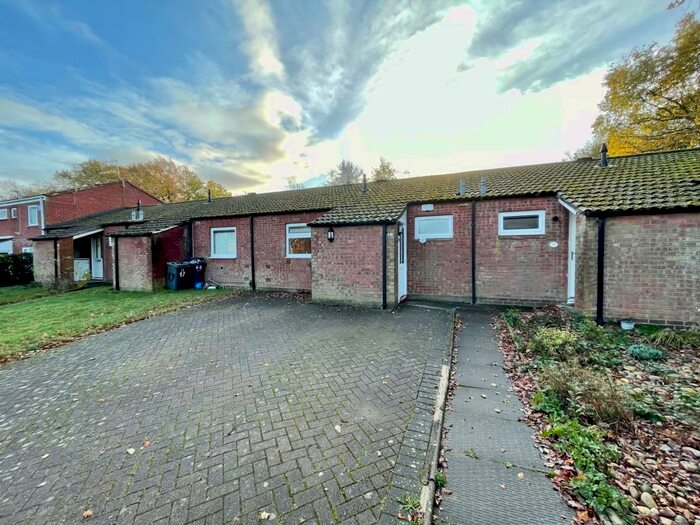 1 Bedroom Bungalow To Rent In Lismore Close, Rubery, Rednal, B45