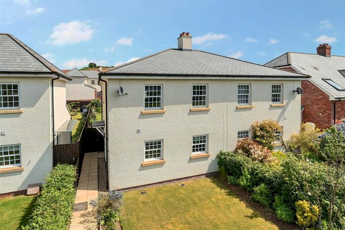 3 Bedroom Semi-Detached House For Sale In Court Barton Close, Thorverton, Exeter, EX5