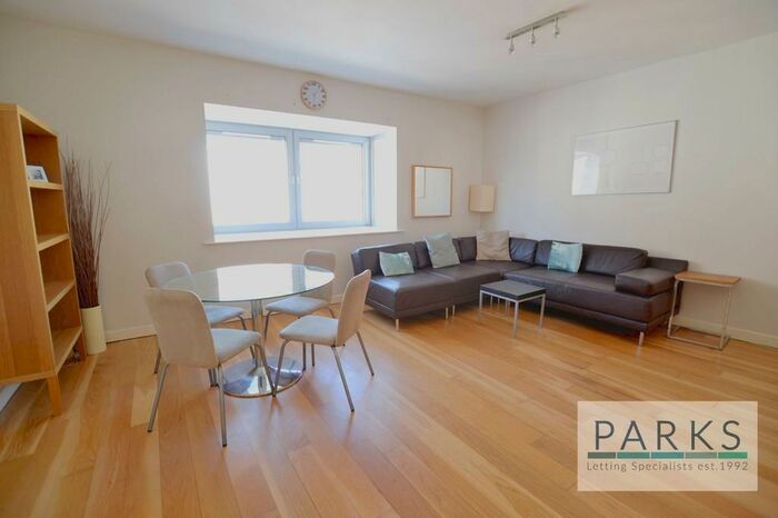 2 Bedroom Flat To Rent In Clocktower Apartments, Brighton, BN1