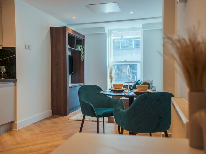 Apartment To Rent In Leeds, #, LS1