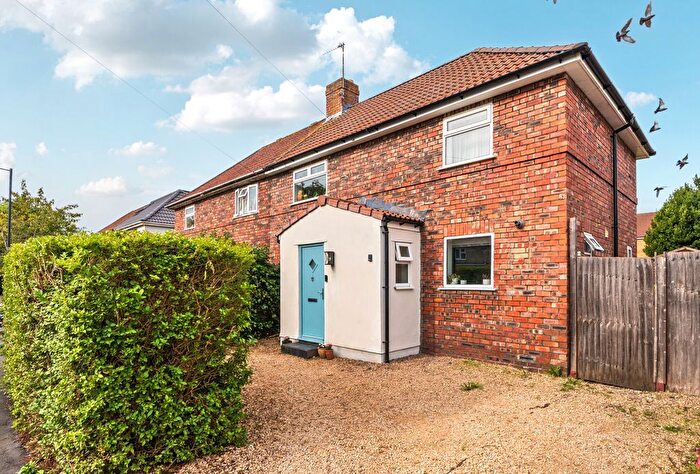 3 Bedroom Semi Detached House For Sale In Hazel Grove, Bristol, BS7