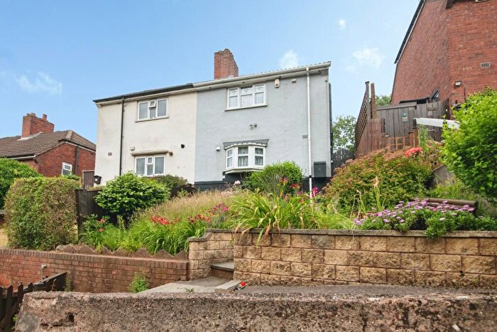 2 Bedroom Semi-Detached House For Sale In City Road, Oldbury, West Midlands, B69