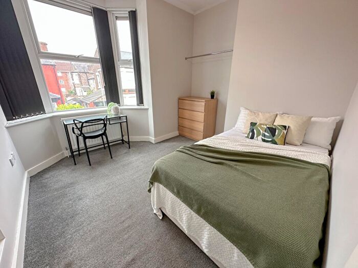 5 Bedroom House To Rent In Stanley Street, L7