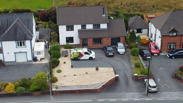 4 Bedroom Detached House For Sale In Bronwydd Arms, Carmarthen, SA33