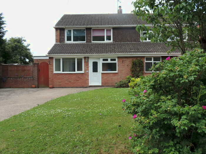 4 Bedroom Semi-Detached House To Rent In Maypole Road, Warton, B79