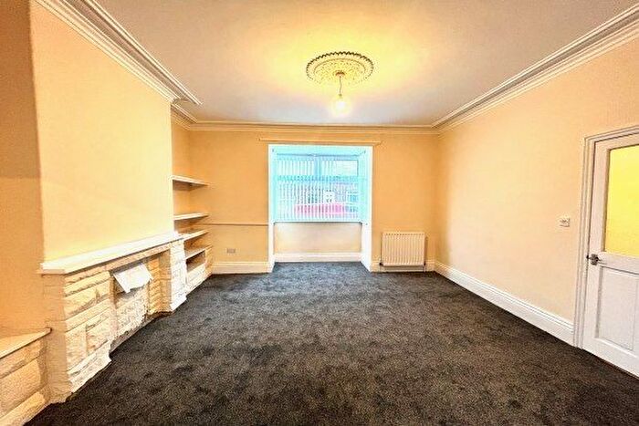 3 Bedroom Property To Rent In Durham Road West, Durham, DH6