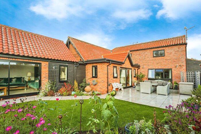 4 Bedroom Detached House For Sale In Main Road, Hawksworth, Nottingham, Nottinghamshire, NG13