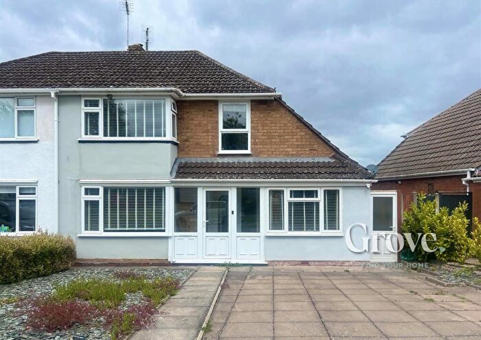 4 Bedroom Semi-Detached House For Sale In Lychgate Avenue, Pedmore, DY9